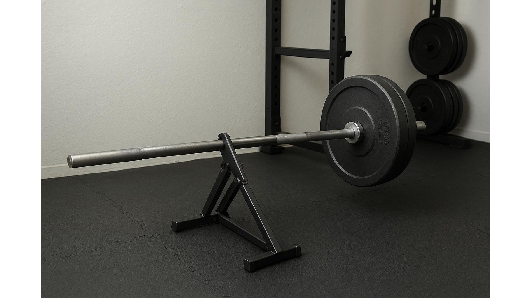 How to choose a compact folding barbell jack for safer home deadlifts