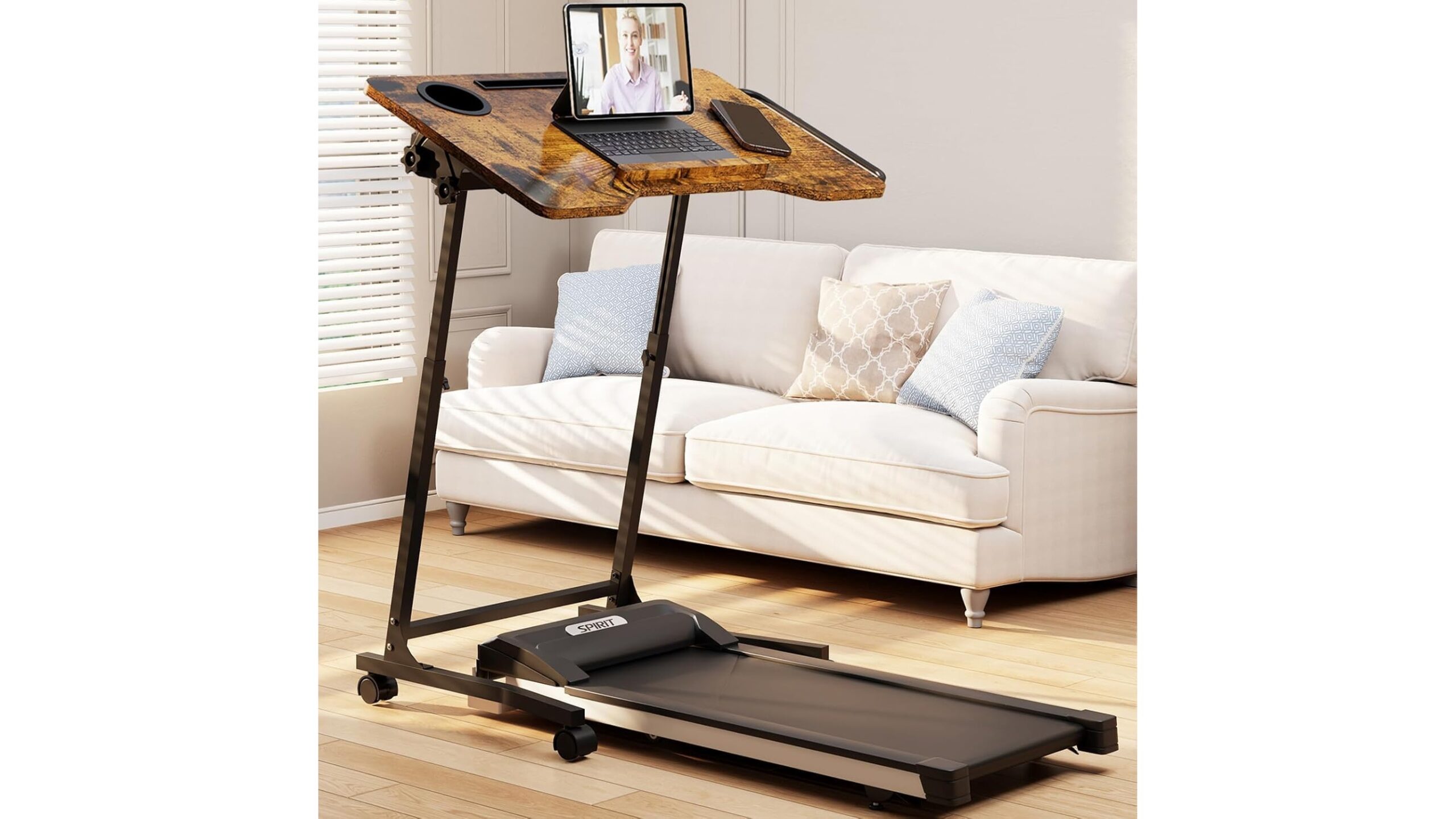 ikkle bike trainer desk, la postazione mobile per tapis roulant e cyclette in promo su Amazon